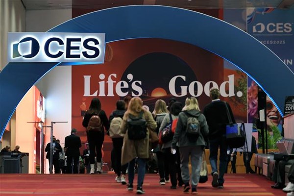 Công nghệ chăm sóc người cao tuổi bừng sáng tại Triển lãm CES 2025