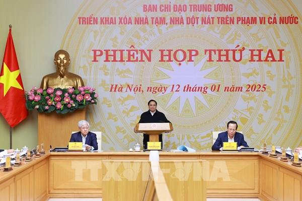 Thủ tướng Phạm Minh Chính: Với tất cả trái tim, khối óc vì người nghèo đang phải ở nhà tạm, dột nát