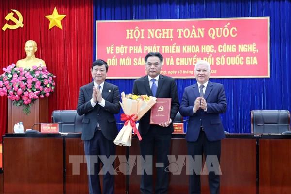 Chuẩn y ông Nguyễn Lộc Hà giữ chức vụ Phó Bí thư Tỉnh ủy Bình Dương