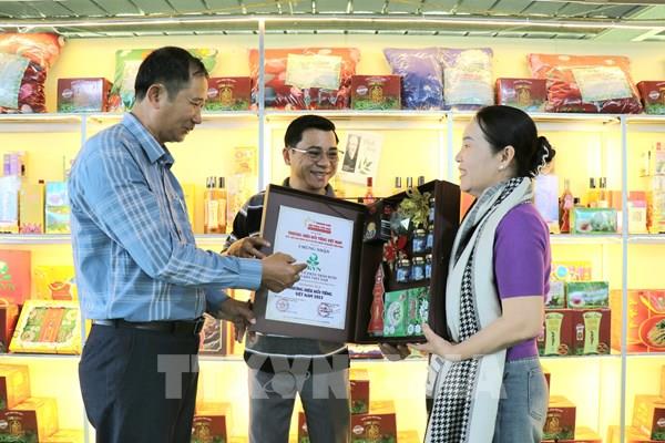 Giỏ quà sản phẩm OCOP hút hàng dịp Tết