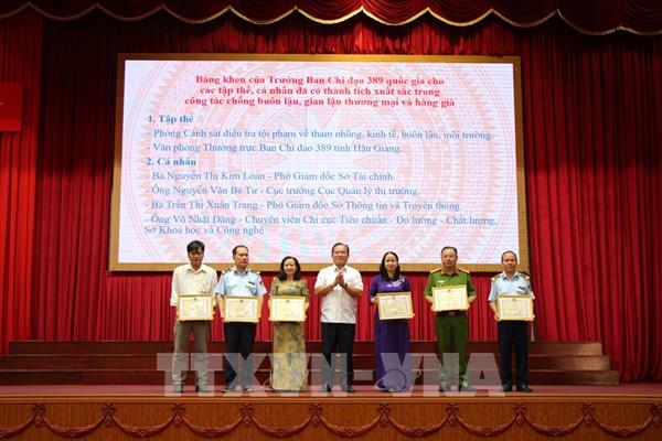 Hậu Giang chống buôn lậu, gian lận thương mại trong dịp Tết Nguyên đán Ất Tỵ