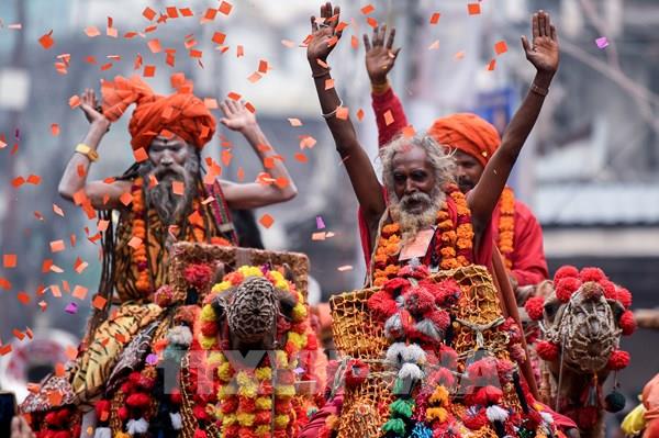 Chiêm ngưỡng Lễ hội Mahakumbh Mela lớn nhất hành tinh
