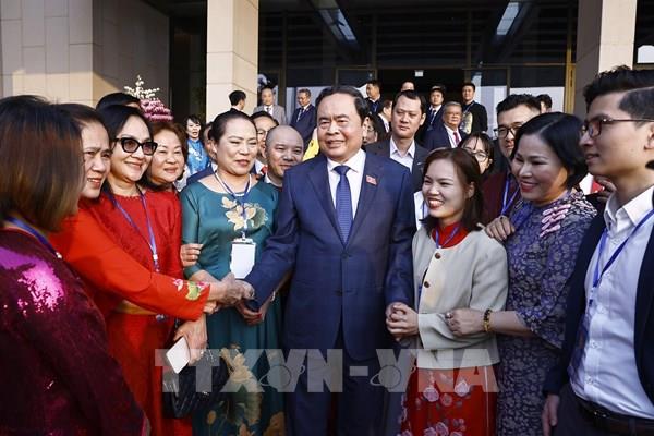 Chủ tịch Quốc hội Trần Thanh Mẫn gặp mặt đại biểu dự chương trình “Xuân quê hương 2025”