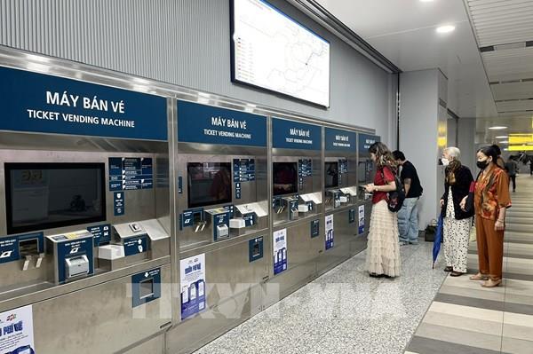 Ngày đầu tiên metro Bến Thành - Suối Tiên vận hành thu phí bị lỗi hệ thống bán vé