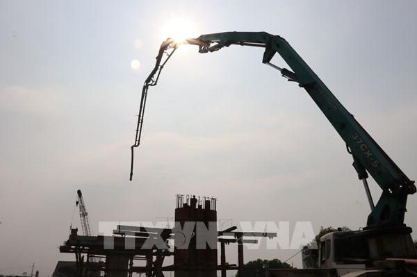Khí thế lao động trên công trường đường Vành đai 3 những ngày cận Tết