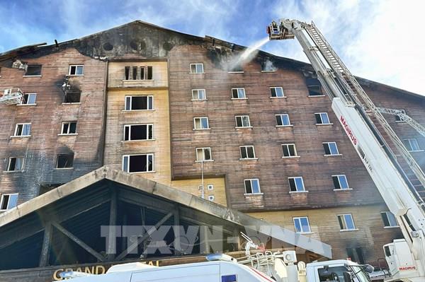 Vụ cháy khách sạn ở Thổ Nhĩ Kỳ: Bắt giữ 4 người liên quan