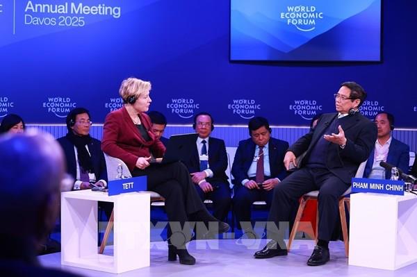 Thủ tướng Phạm Minh Chính đối thoại chính sách đặc biệt tại WEF Davos