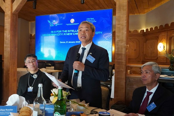 CMC công bố sáng kiến AI.X và C.OpenAI tại WEF 2025