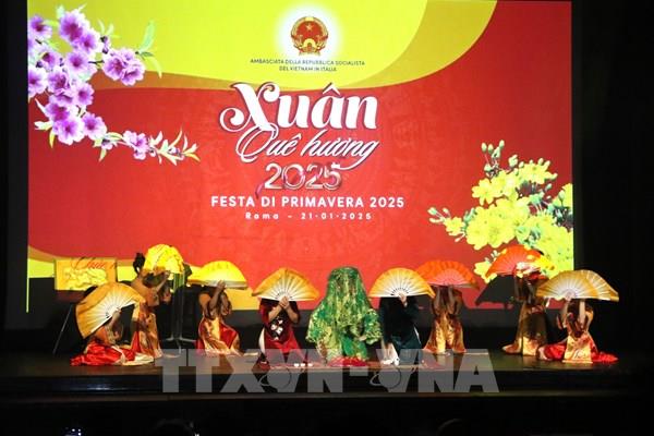 Đậm đà bản sắc Việt tại Italy