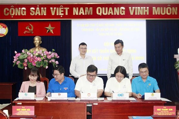 Phối hợp triển khai ứng dụng Công dân số Thành phố Hồ Chí Minh