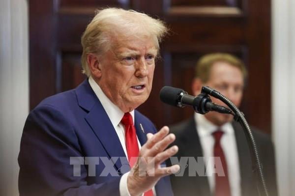 Tổng thống Mỹ Donald Trump vấp phải trở ngại pháp lý đầu tiên