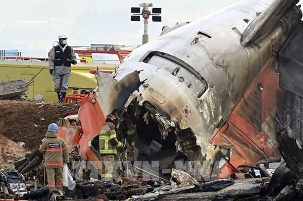 Tai nạn máy bay tại Hàn Quốc: Hộp đen ngừng ghi khi cách đường băng 2 km