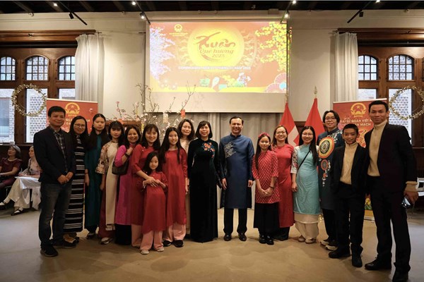 Xuân Quê hương Ất Tỵ 2025 tại Đan Mạch: Vui Tết sum vầy, hướng tới khát vọng mới