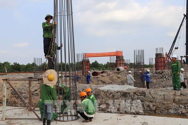 Xuyên Tết thi công dự án cao tốc Cao Lãnh - An Hữu