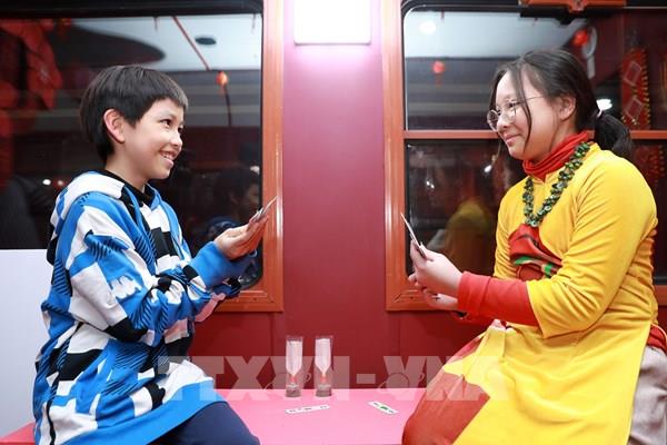 Rực rỡ "Chuyến tàu Xuân" đêm Giao thừa 2025