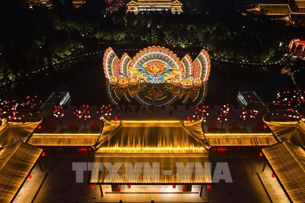 Không khí đón Tết Nguyên đán Ất Tỵ tại một số quốc gia trên thế giới