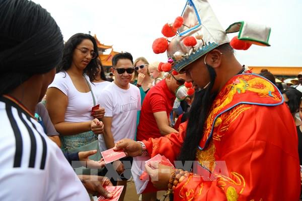 Đa sắc màu lễ hội Tết Nguyên đán Ất Tỵ 2025 tại Nam Phi