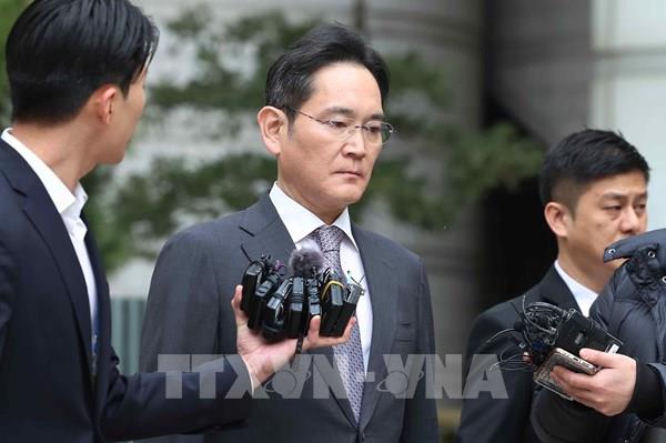 Tòa án Seoul giữ nguyên phán quyết trắng án cho Chủ tịch Samsung Electronics