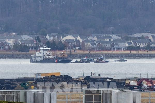 Tai nạn máy bay tại Mỹ: Truy xuất dữ liệu radar, thu thập hộp đen