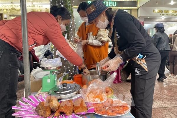 Mâm cúng vía Thần Tài 2025 chuẩn phong thủy: Gợi ý chi tiết để cầu tài lộc, may mắn