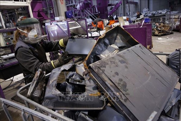 Lối thoát cho Mỹ trong cuộc đua tài nguyên hiếm với Trung Quốc