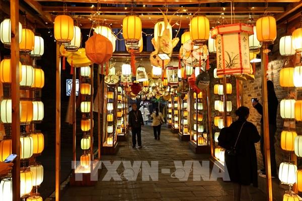 Khám phá nơi sầm uất về đêm tại Nam Ninh, Trung Quốc