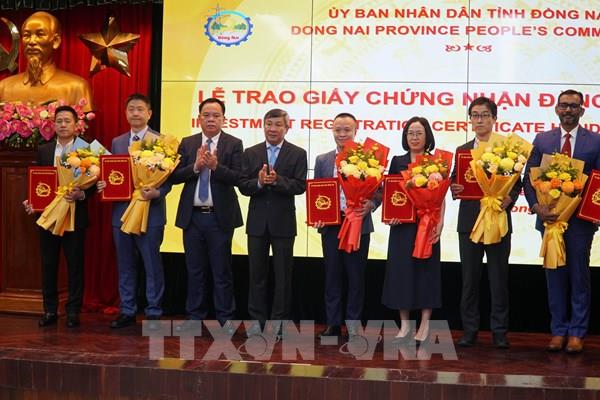 Đồng Nai trao Giấy chứng nhận đầu tư cho 14 dự án lớn