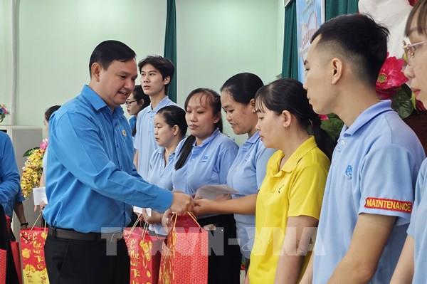 Bến Tre chăm lo cho người lao động