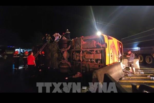 Xác định danh tính người tử vong vụ lật xe khách ở Phú Yên