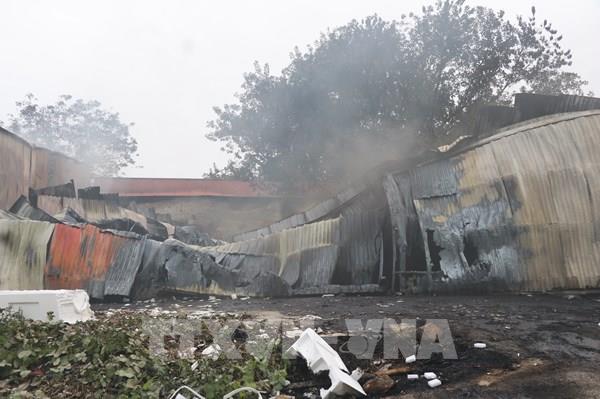 Cháy lớn tại xưởng sản xuất hạt nhựa ở Bắc Ninh