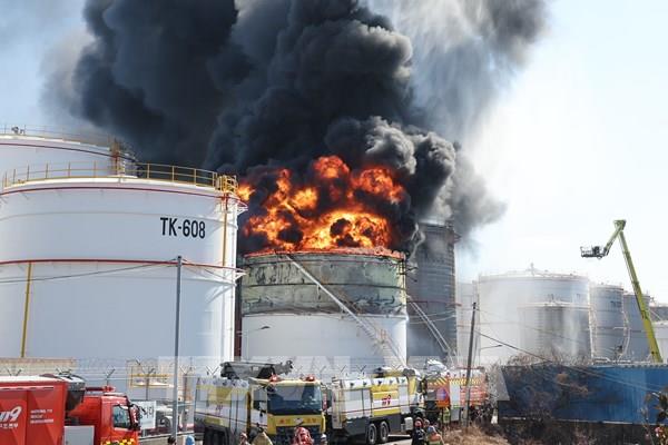 Hàn Quốc: Nổ bể chứa dầu ở thành phố Ulsan