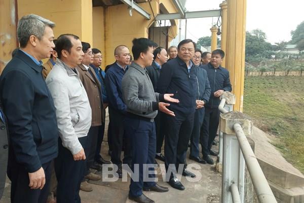 Thứ trưởng Nguyễn Hoàng Hiệp: Lấy nước gieo cấy vụ Đông Xuân đạt hiệu quả tốt