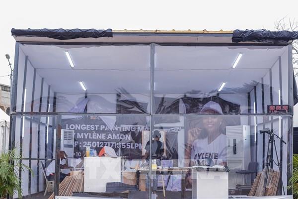 Nghệ sĩ châu Phi lập kỷ lục thế giới mới về vẽ chân dung