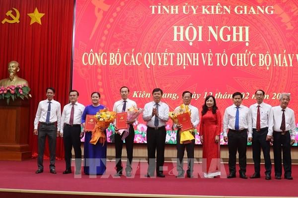 Kiên Giang thành lập 2 đảng bộ, hợp nhất 2 ban