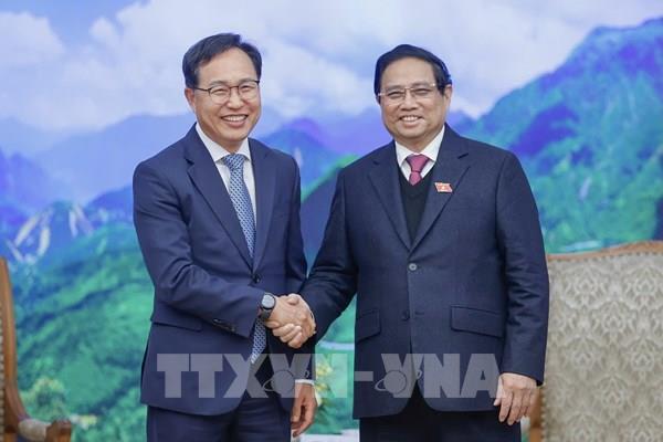 Thủ tướng Phạm Minh Chính tiếp lãnh đạo Samsung Việt Nam