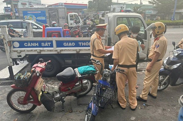 Bình Dương ra quân xử lý vi phạm giao thông gây tai nạn