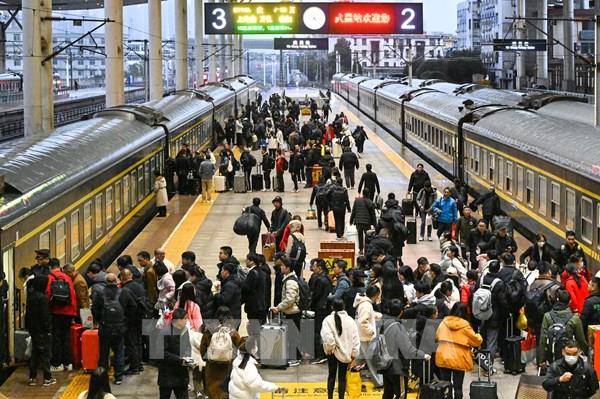 Trung Quốc: Hơn 400 triệu lượt hành khách đi tàu trong dịp trước và sau Tết Nguyên đán