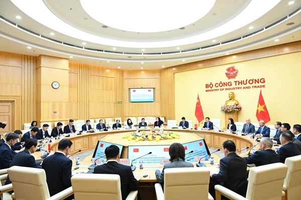 Bộ Công Thương ký kết 2 văn kiện hợp tác với Quảng Tây (Trung Quốc)