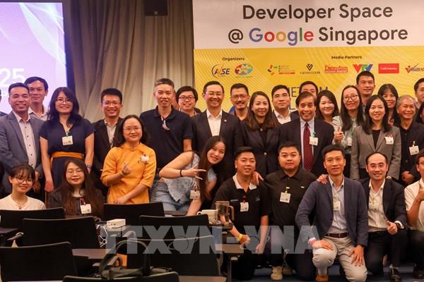 Diễn đàn Đổi mới Sáng tạo Việt Nam toàn cầu 2025 tại Singapore - Kết nối tri thức Việt