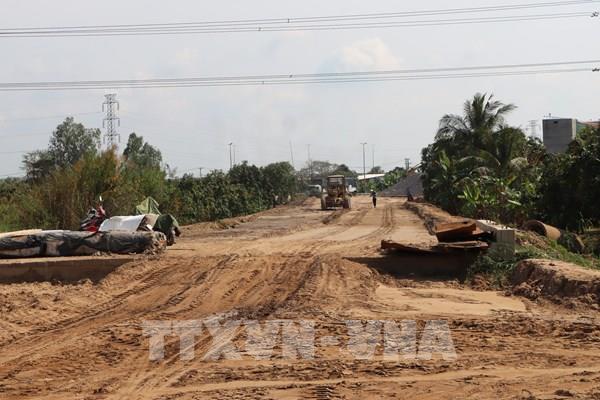Dự án tuyến tránh thành phố Cao Lãnh chậm tiến độ do thiếu nguồn cát