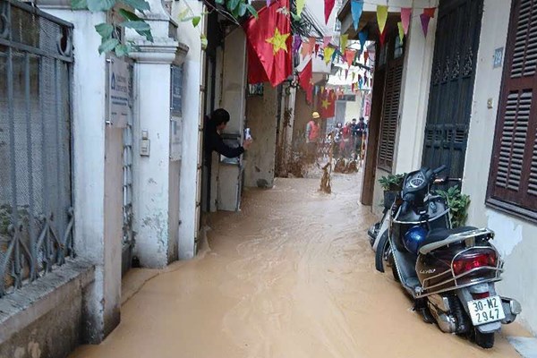 Hà Nội sớm khắc phục sự cố phun trào phụ gia đào hầm đường sắt