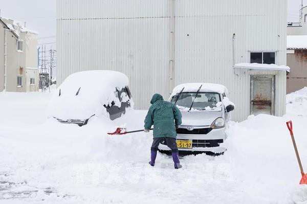 Nhật Bản: Tuyết rơi dày kỷ lục tại Ishikawa