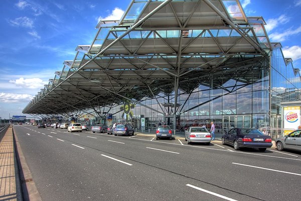 Đức: Đình công làm tê liệt các sân bay Düsseldorf và Cologne