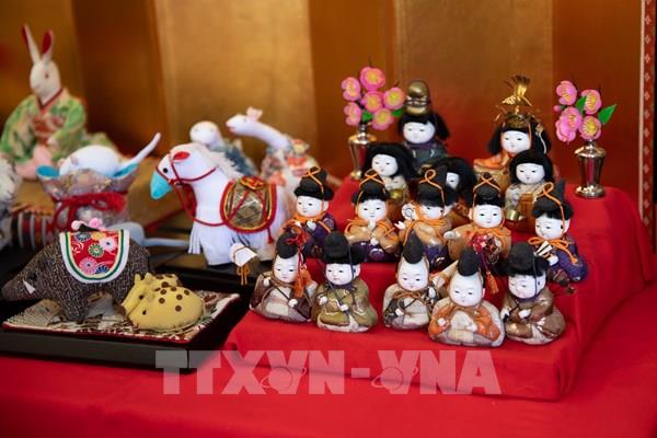 Hàng nghìn búp bê hina chào đón “Ngày của bé gái” ở Nhật Bản