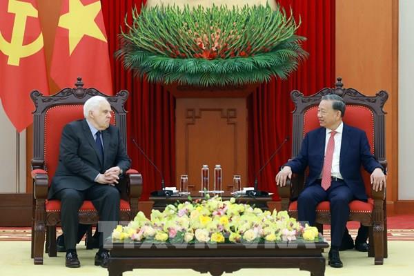 Tổng Bí thư Tô Lâm tiếp Nhà sáng lập kiêm Chủ tịch điều hành Tập đoàn FedEx, Hoa Kỳ