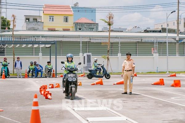 Đơn giản hoá thủ tục hành chính trong lĩnh vực đào tạo lái xe
