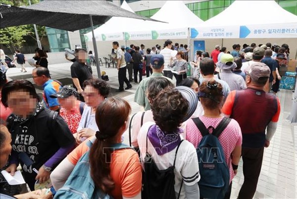 Chênh lệch thu nhập giữa nam và nữ giới ở Hàn Quốc gia tăng