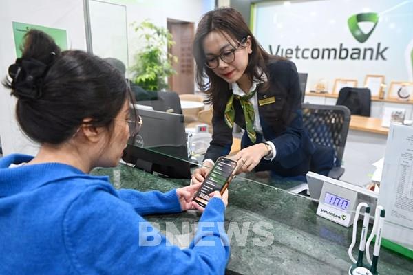 Làn sóng AI: Ngân hàng "khát" nhân lực số