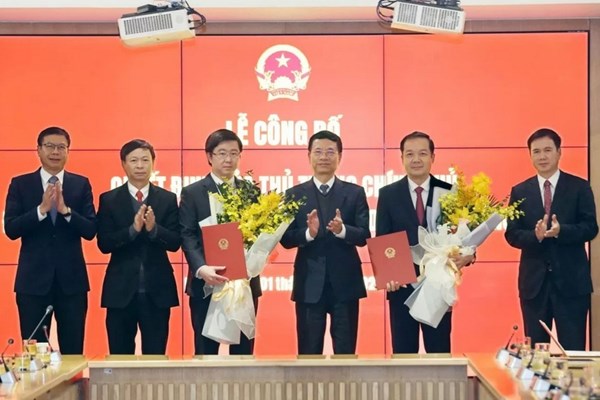 Trao quyết định bổ nhiệm hai Thứ trưởng Bộ Khoa học và Công nghệ