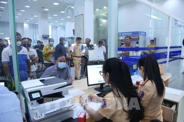 Thông suốt, không gián đoạn trong ngày đầu chuyển giao nhiệm vụ QLNN tại Bình Dương
